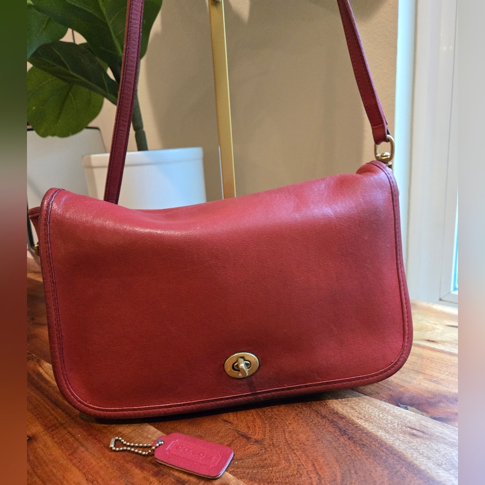 Coach Convertible Clutch 9635 Red Shoulder Bag Purse Crossbody Hangtag Pre 94